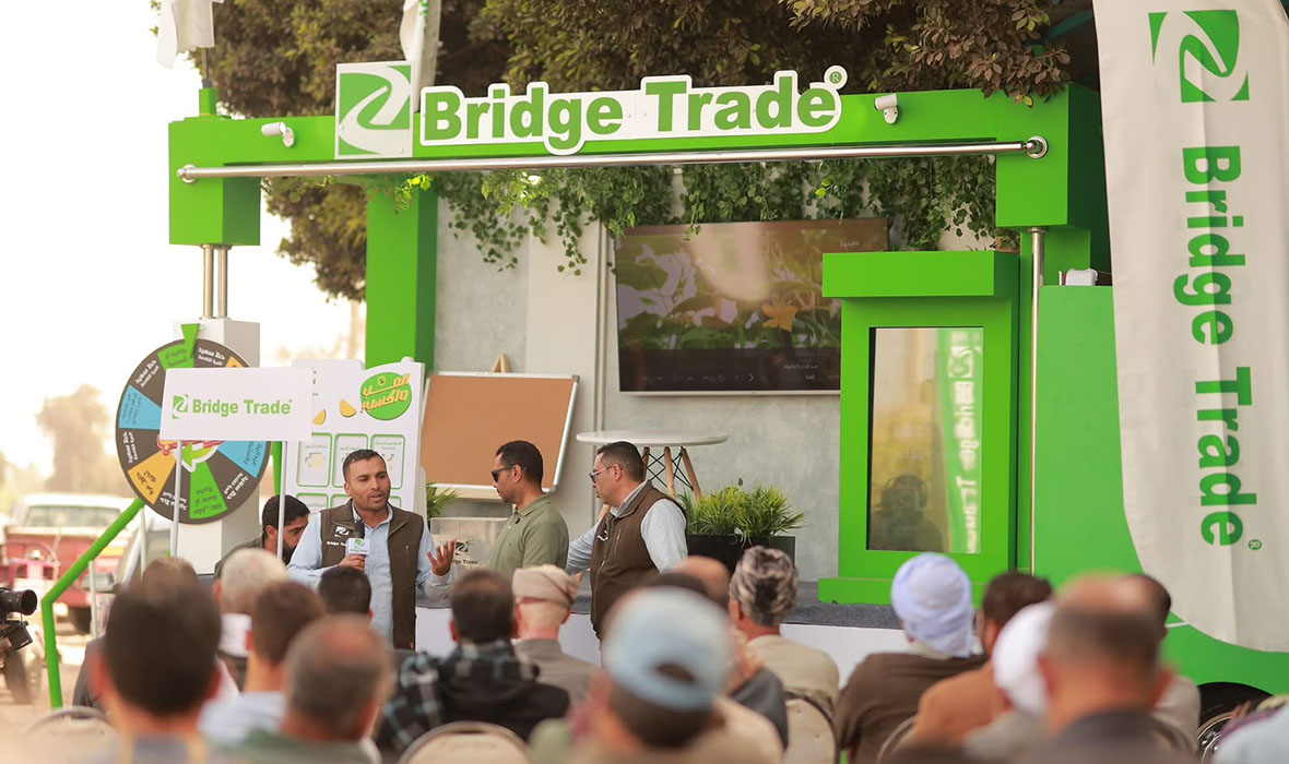 Bridge Trade agricultural caravan photo 4